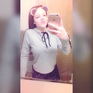 Meet your Posher, Alissa